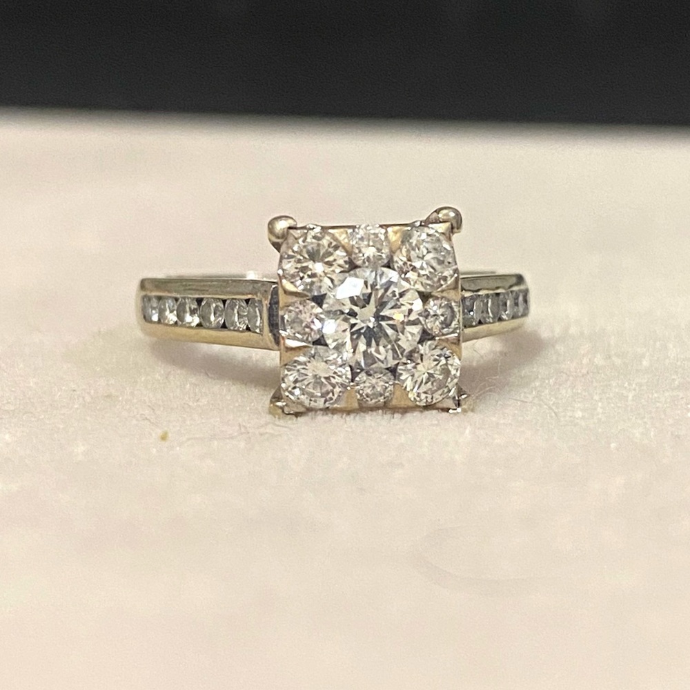 14K White Gold VS2 Diamond Ring Size 5